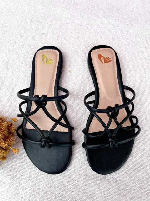 Rasteira Com Tiras Preta - Sapatilha no atacado para quem revende - comprar online