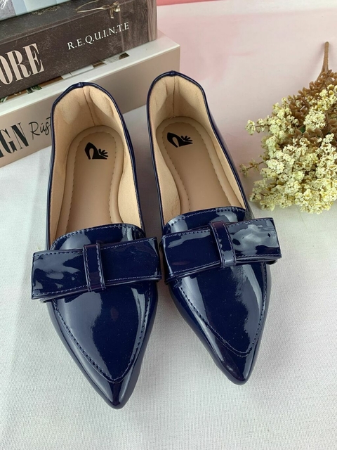 Mocassim Bico Alongada Verniz Azul Marinho Com Laço - Use, ame e revendas sapatilha de qualidade - comprar online
