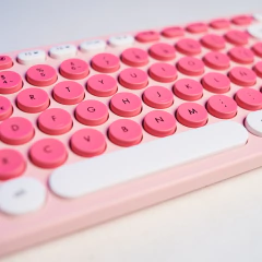 Teclado Inalámbrico Resistente y Compacto - tienda online