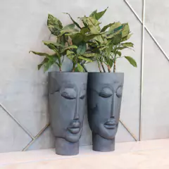Imagem do Vaso Face Homem Totem 85 (80L) Grafite NUTRIPLAN