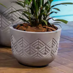 Vaso Tribo Redondo 42 (22L) Cor Cimento Queimado JAPI - Cultiv.me