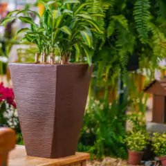 Vaso Grafiato Trapézio 35 (17L) Cor Ferrugem NUTRIPLAN - loja online