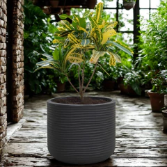 Vaso Lagoon 33 (17L) Cor Chumbo JAPI - Cultiv.me