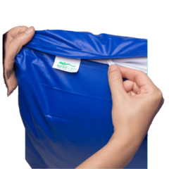 Protetor de Travesseiro Impermeável Courvin c/ Zíper - 70cm x 52cm - Senior Care