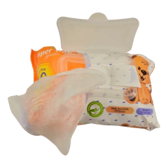 Pacote de toalhas umedecidas Super Baby Green com 140 unidades, embalagem laranja e branca com ilustração de urso