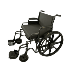 Cadeira de rodas em aço K7 Superforce com capacidade para até 225kg, com assento acolchoado e apoios para os pés ajustáveis.