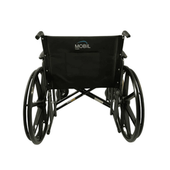Cadeira de rodas em aço K7 Superforce com capacidade para até 225kg, com assento acolchoado e apoios para os pés ajustáveis.