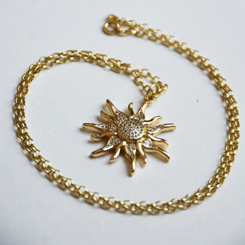 COLLAR GERAL SOL CUBICS