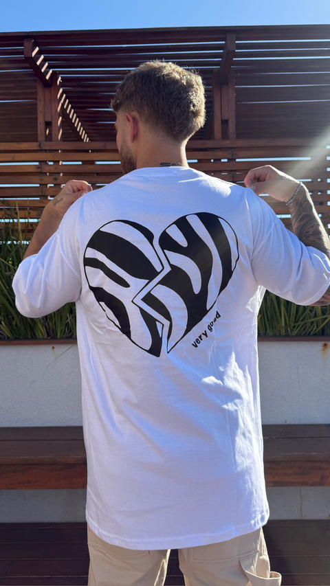 REMERA OVERSIZE HEART BLANCA - comprar online
