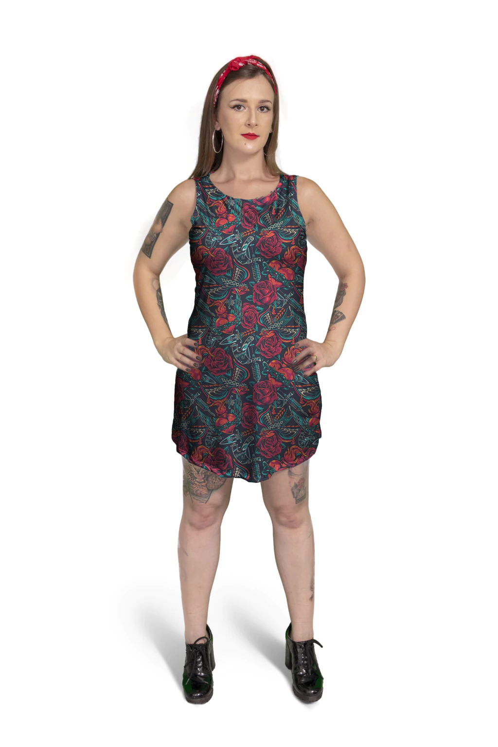 Vestido Curto Regata Old School Andorinha Tatuagem Rosas Coração