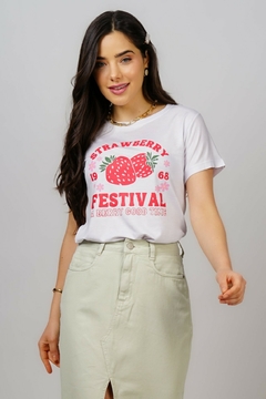 Tshirt - Strawberry Festival - comprar online