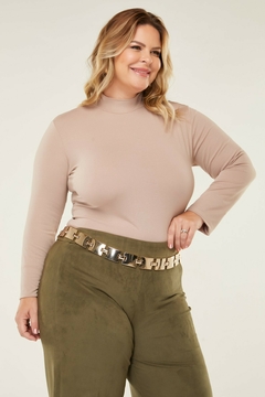 Cacharrel "Plus Size" (Cáqui) na internet