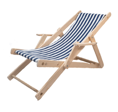 Silla de playa grande con lona rayada azul