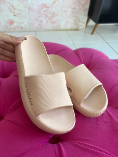 SLIDE MARIAH