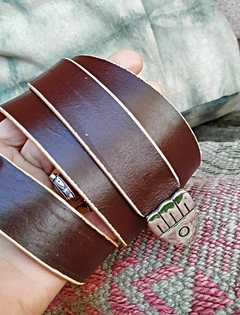 CINTO DE CUERO ALMENDRO BORDÓ - Misia Accesorios - De Tandil a todo el país