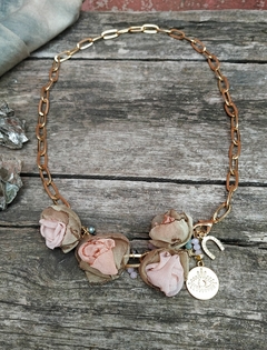 COLLAR FLORES ENREDADERA