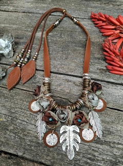 COLLAR FLORES TOSTADAS - comprar online