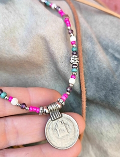 COLLAR AGATA FUCSIA en internet