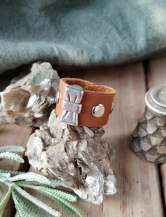 ANILLO ROCK MOÑITO SUELA - comprar online