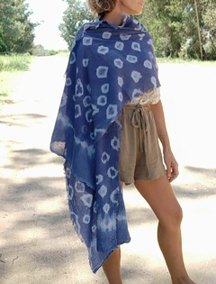 PASHMINA SHIBORI AZUL en internet