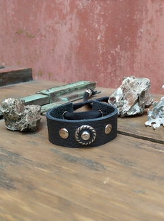 PULSERA NEGRA