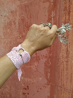 PULSERA DE SEDA PINTITAS