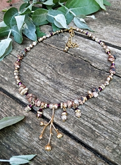 COLLAR RAMITA DE ROSAS en internet
