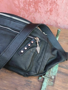 RIÑONERA CROWN XL NEGRA - tienda online