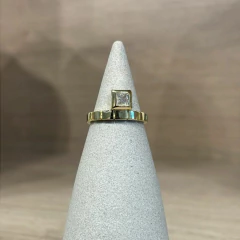 Anel Aurea Quadrata com Banho de Ouro Amarelo