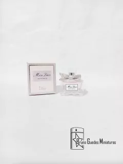 MISS DIOR EDP 5ML - MINIATURA ORIGINAL