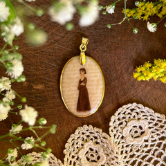 Imagem do Pingente Elizabeth Bennet • Carta