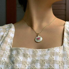 Pingente Rosa Dançante (REDONDO) - comprar online