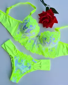 PS010 - Cropped Plus Size