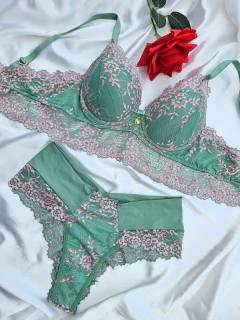 CB21 - Conj. Betina - comprar online