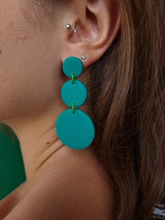 Brinco Triplo Verde Esmeralda - Orgânika - Orgânika Acessórios - peças coloridas feitas à mão, leves e antialérgicas