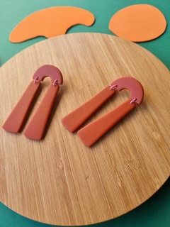 Brinco Arco Marrom Terracota - Orgânika - comprar online