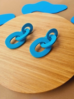 Brinco Elos Azul Turquesa - Orgânika na internet