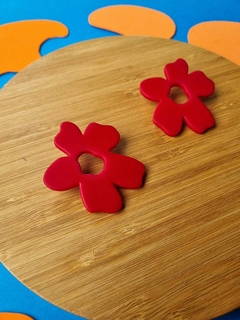 Brinco Flor Vermelho Carmim - Orgânika - comprar online