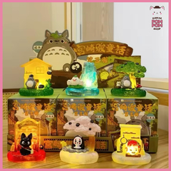 Blind box Studio Ghibli (com luz)