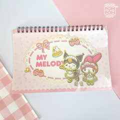 Caderno de adesivos Sanrio na internet
