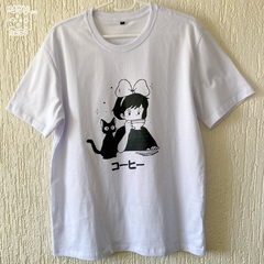Camiseta Kiki e Jiji コーヒー na internet