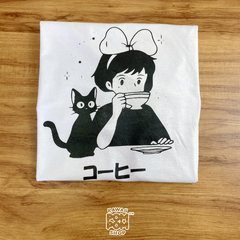 Camiseta Kiki e Jiji コーヒー - comprar online