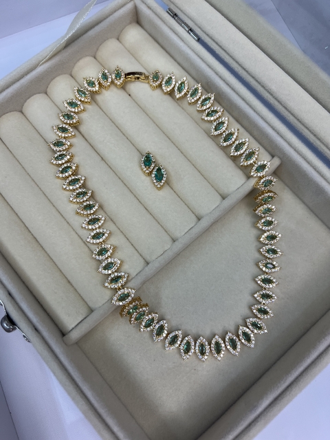 Conjunto luxo dourado