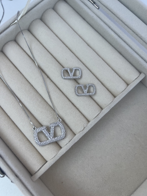 Conjunto cravejado Valentino prata