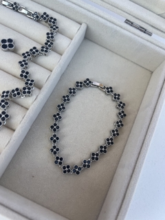 Conjunto trevo preto - comprar online