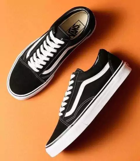 ZAPATILLAS VANS OLD SKOOL