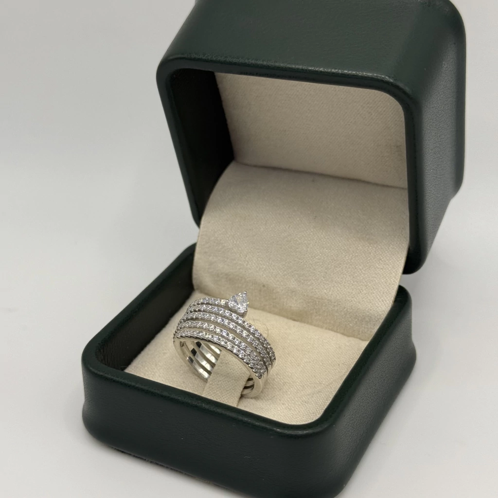 Anel Espiral Coração - Prata 925