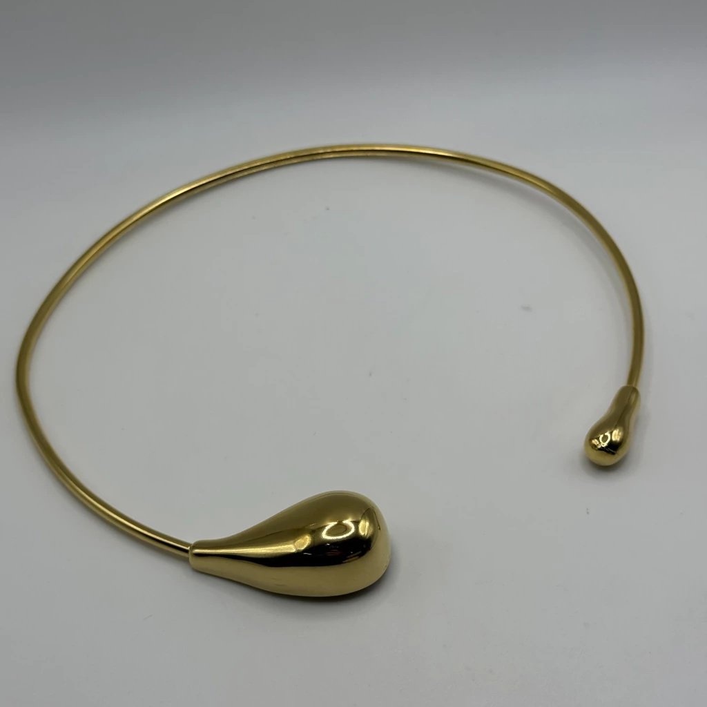 Choker Aro Rígido com Gota Aberta no Aço