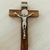 Crucifixo São Bento Madeira de Parede - comprar online
