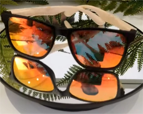 Óculos de Sol Cube Red